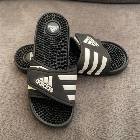 ADIDAS SLIDES - Picture 2 of 3